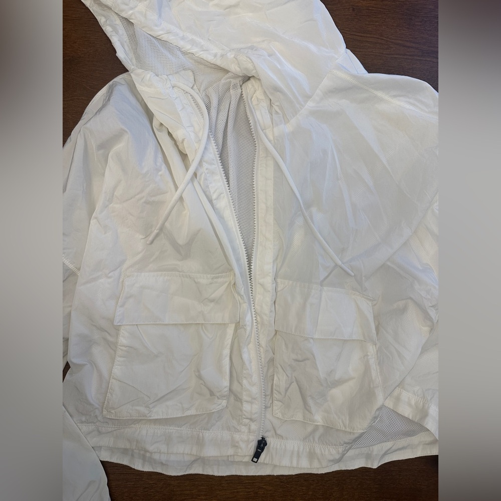 DSG Classic White Zip-Up Hoodie Rain Coat - Picture 2 of 9